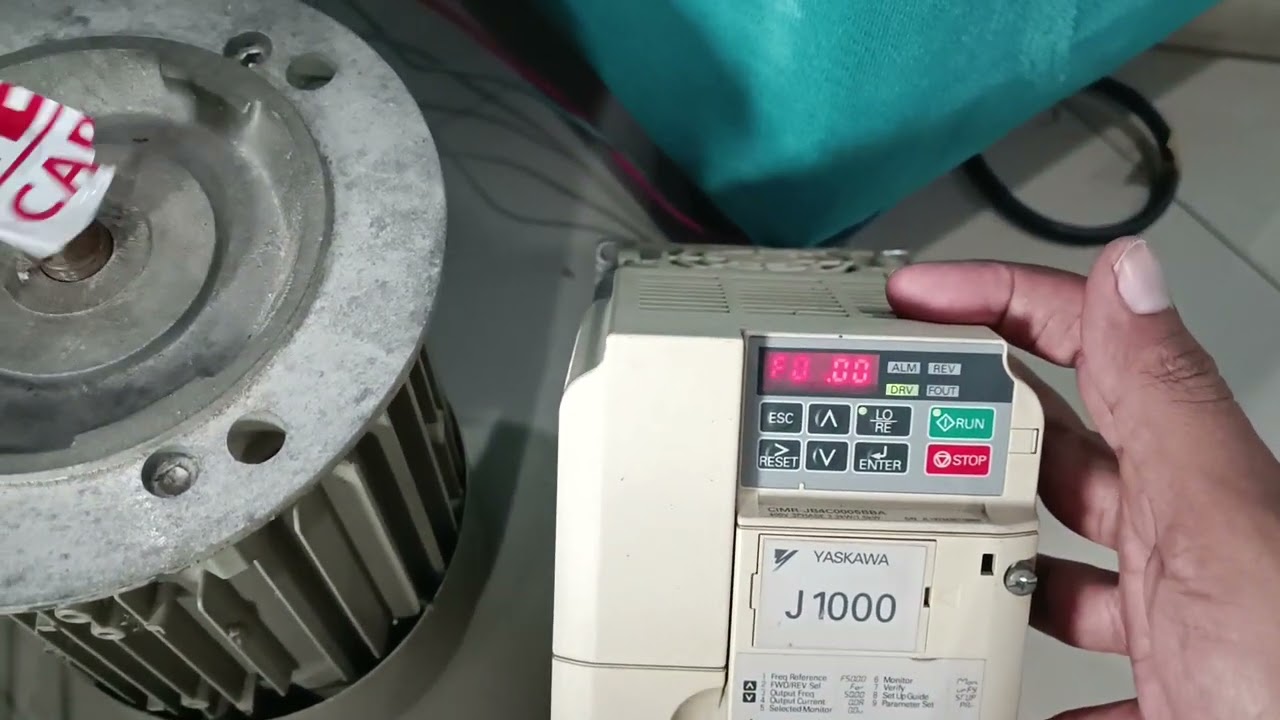 Inverter Yaskawa J1000 2.2Kw/1.5Kw 3Hp/2Hp 380V tes ON customer Tokopedia - sunplc 03Feb2024