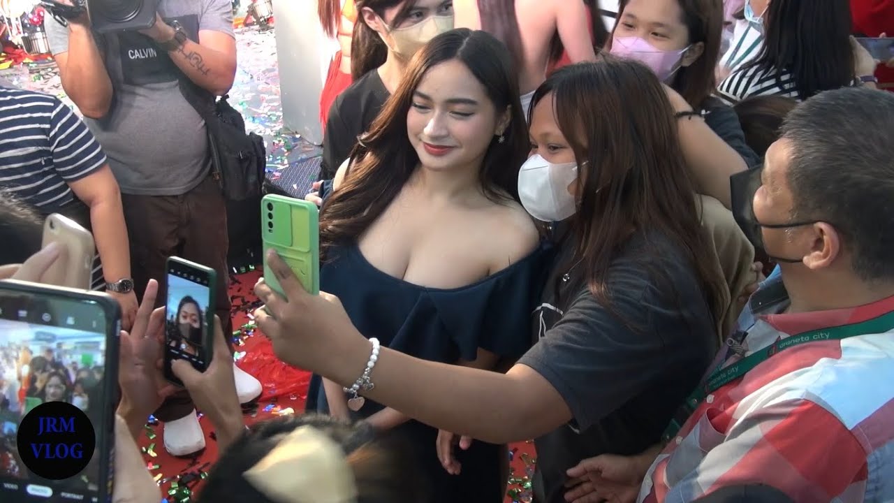 (Fan Service + Exit) Jillian Ward @ Gateway Mall Araneta City. 11/5/22