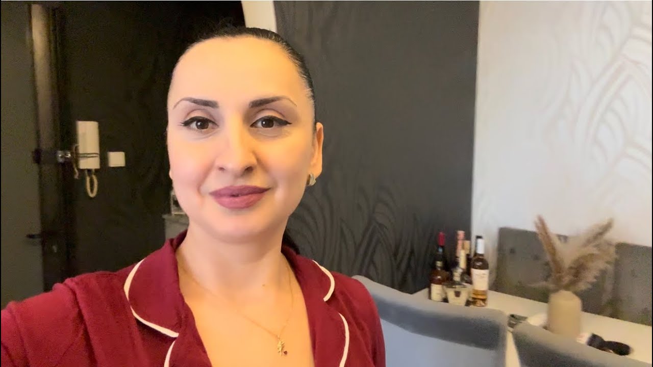 ՍՈՎՈՐԱԿԱՆ ՕՐ | ԻՆՉՈՎԱ ԶԲԱՂՎՈՒՄ ՀԱՅ ԿԻՆԸ | ՀԵԼԵՆԻ ՎԼՈԳԸ ՍԱՄՎԵԼԻ ՀԵՏ