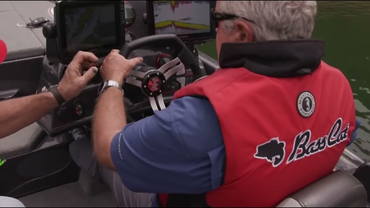 BassCat Eyra High Speed Driving School