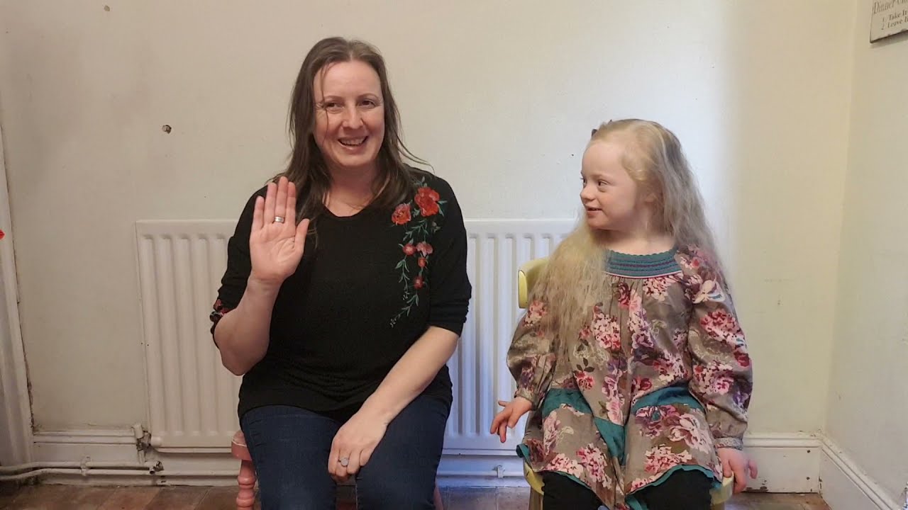Makaton for 'Please'