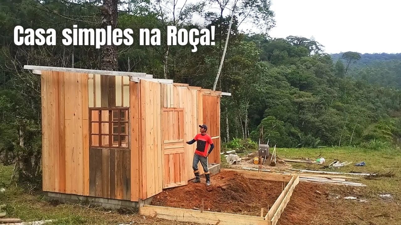 CONSTRUINDO CASA SIMPLES DE MADEIRA NO SÍTIO