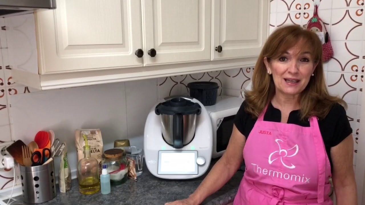 Pan de espelta para el desayuno con thermomix -receta de Justa Molina