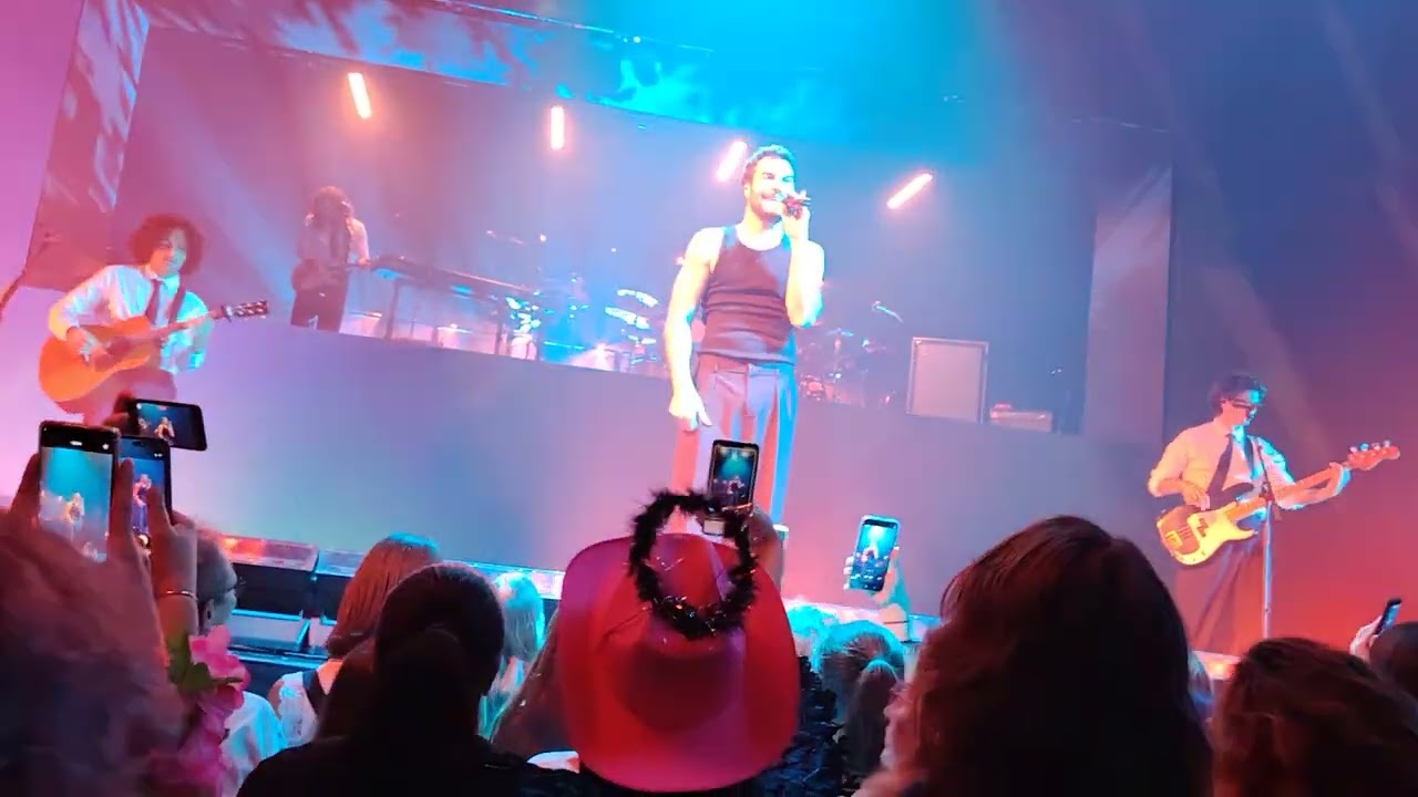 Amir C Tour 