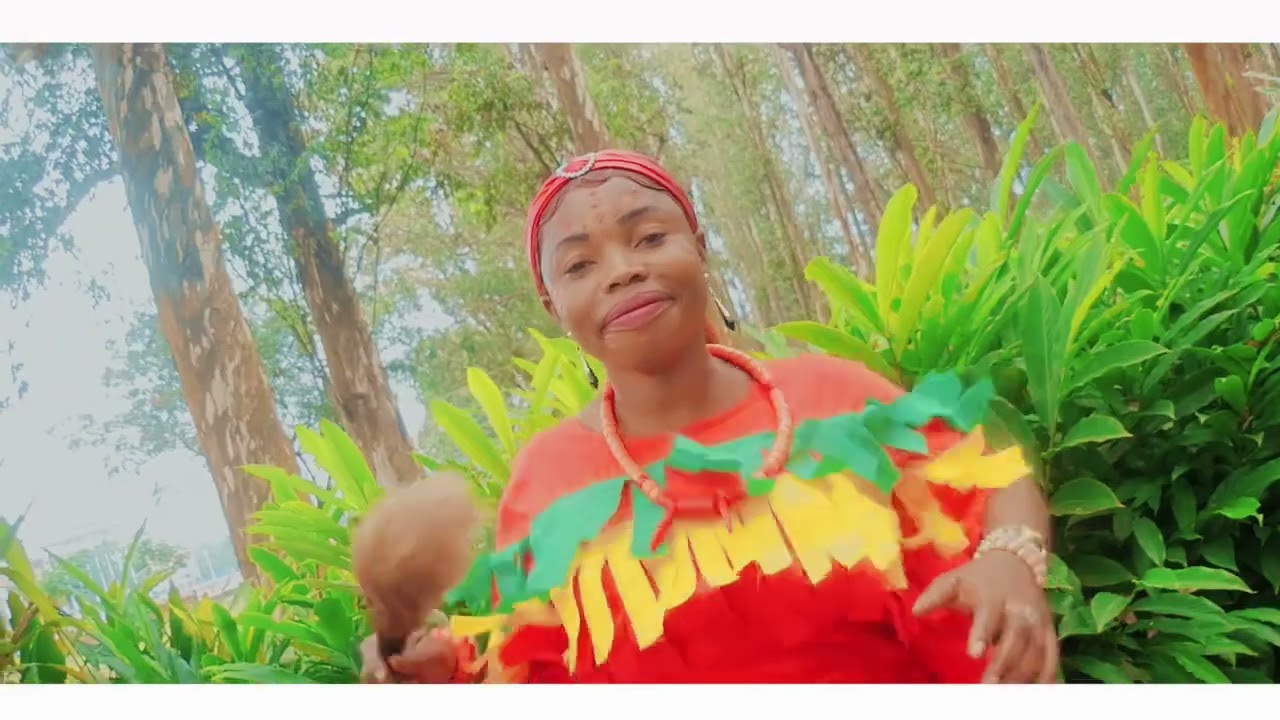5em Groupe de Martin mbilika chante pour urbain ADOU