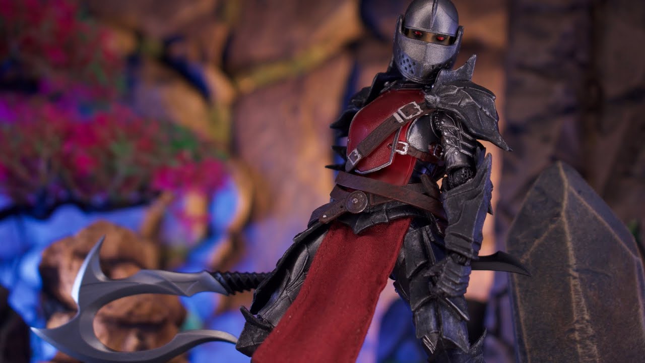 Mythic Legions All-Star 5+ Lady Avarona