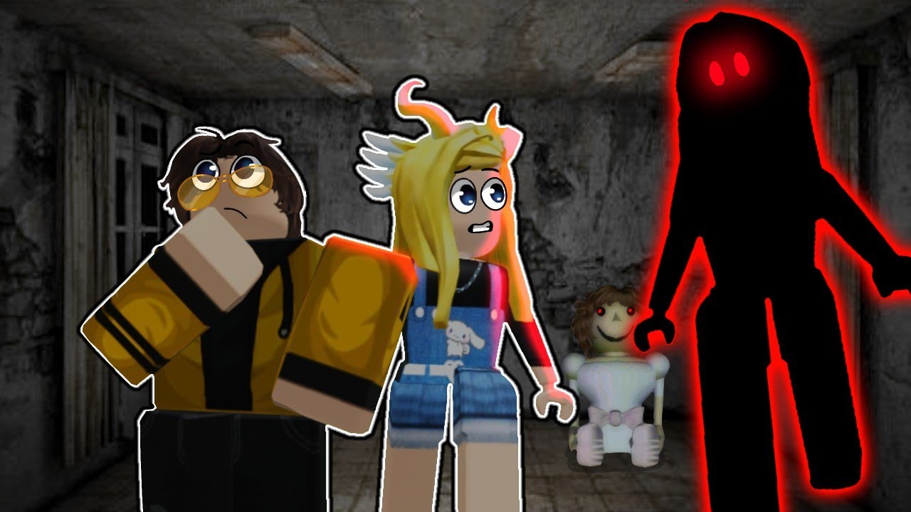 1 DUMB and 1 SMART detective || Roblox evelyn
