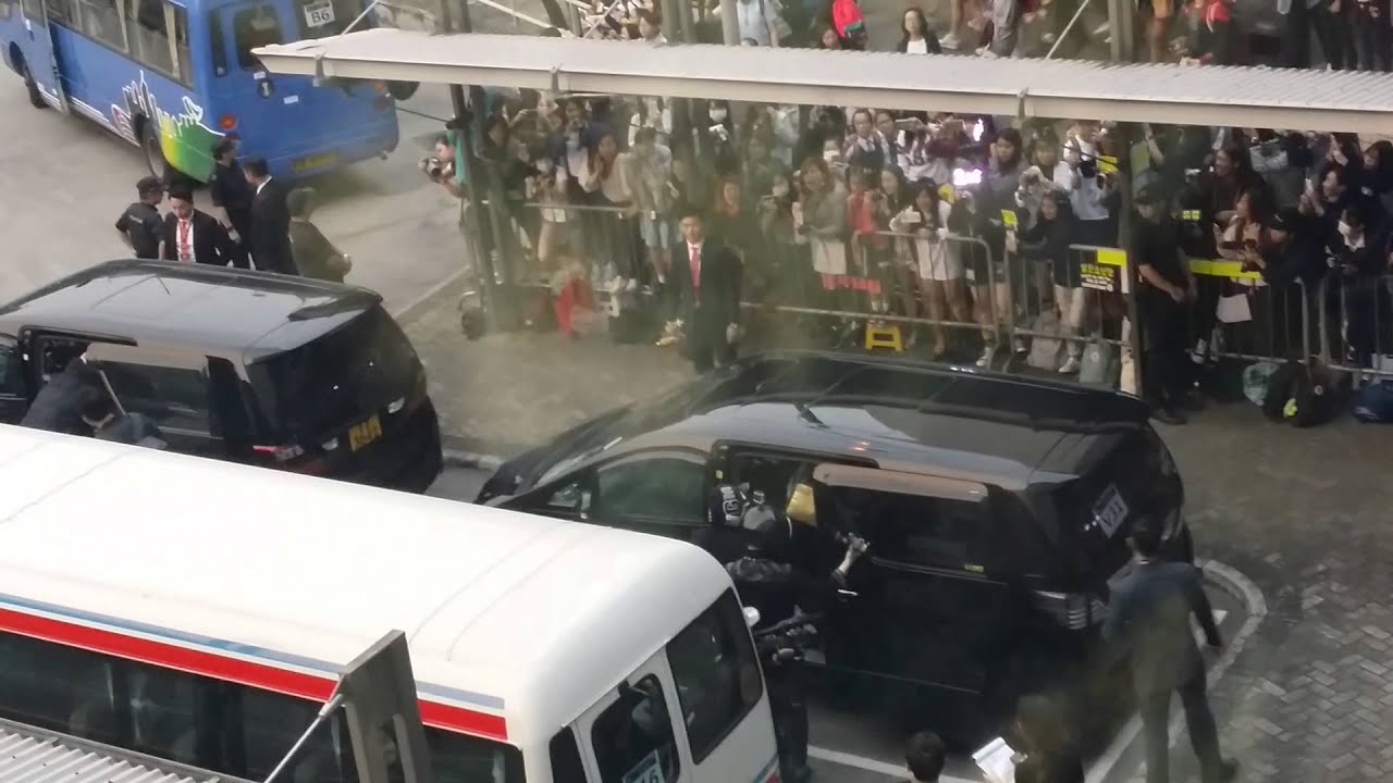 151130 BTS arrived Hong Kong airport