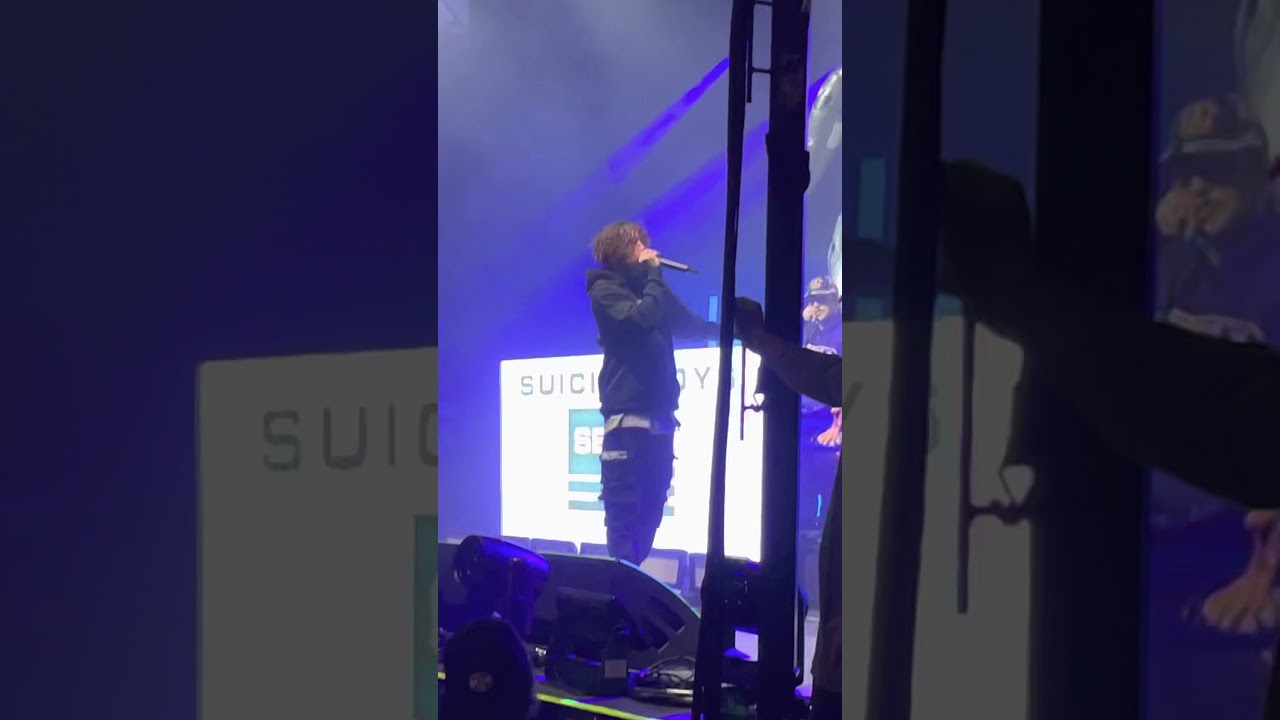 $uicideboy$ Scrim calls out guy for touching girls at concert