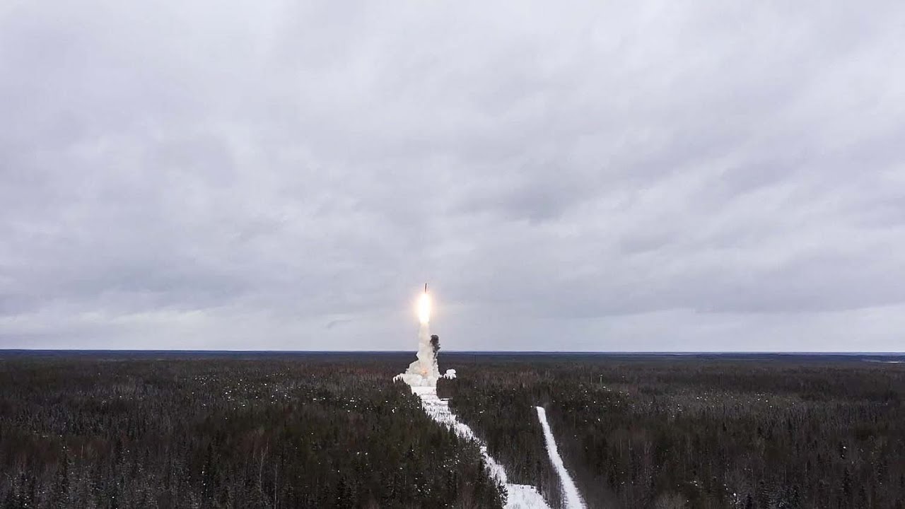 Пуск межконтинентальной баллистической ракеты &laquo;Ярс&raquo; в рамках планового учения
