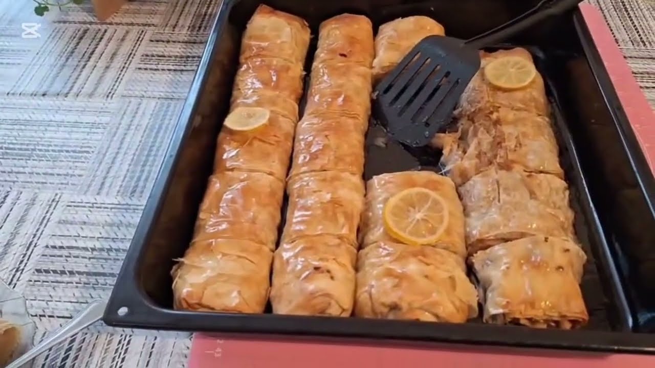 Jabucna pita naših starih domači recept.