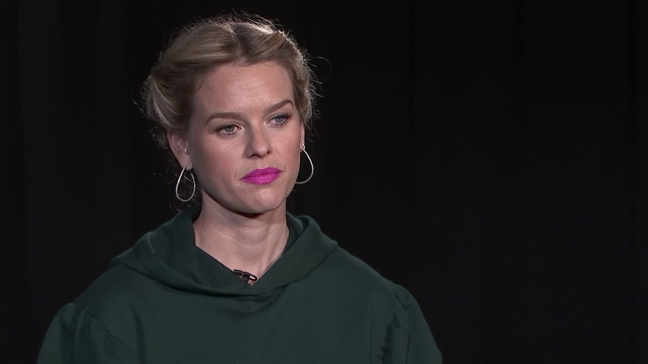 First Fan Encounter: Alice Eve