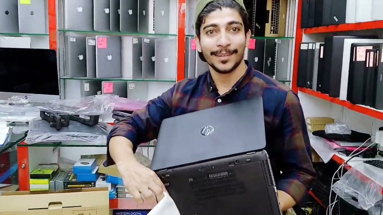 Sharjah Rolla Mall, Laptop 💻 only 300, Dirham,Sharjah laptop market