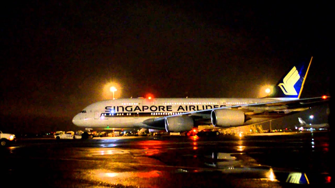 Singapore Airlines A380 Engine Start