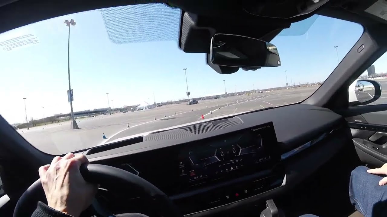 2024 BMW i5 eDrive40 POV ON TRACK.