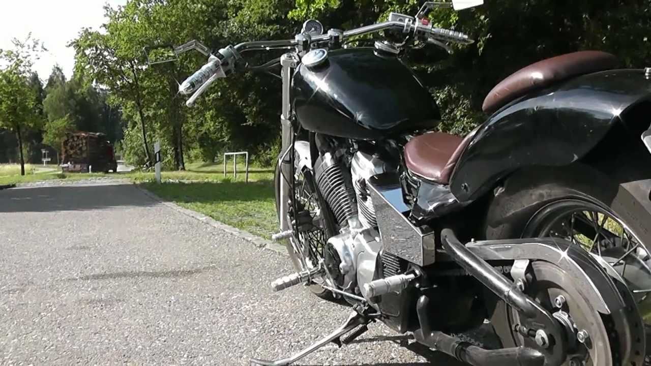 Loud Pipes save lives - Custom Chopper -  HOT -