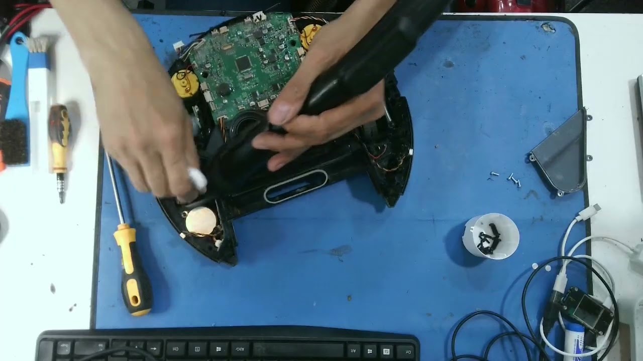 🔧 Comment réparer votre Conga 1090 et éliminer les problèmes de perte d'aspiration ? 🧹