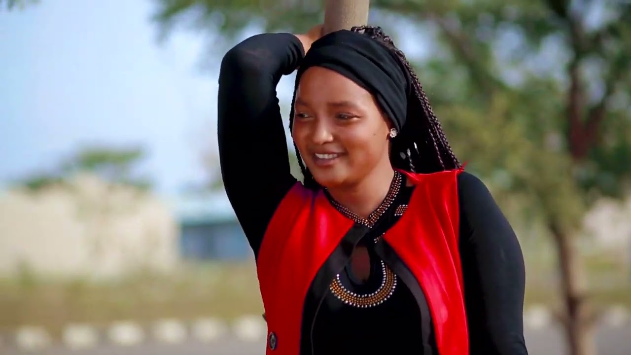 Moussa yaro ko intchi Zinder wazata zaba Sabuwar wakar yan Niger