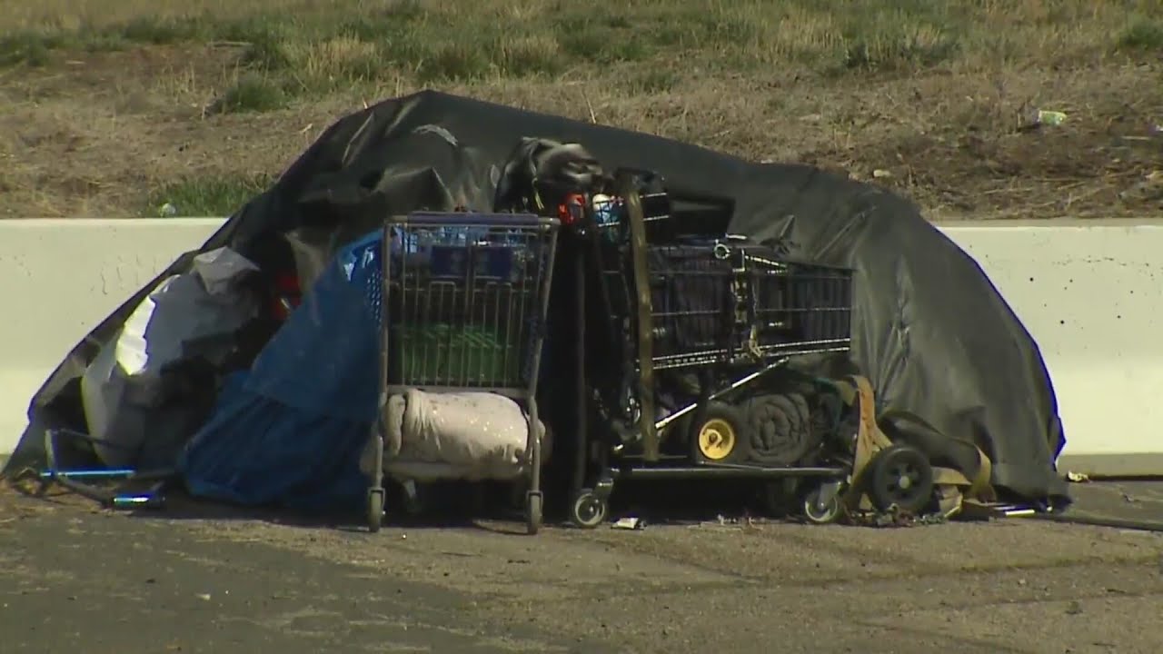Residents fed up with growing homeless encampment near Lakewood neighborhood