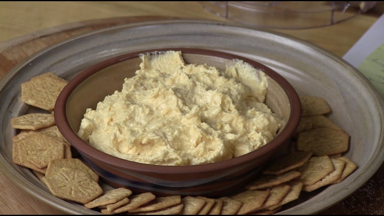 How to Make Your Own Beer Cheese
