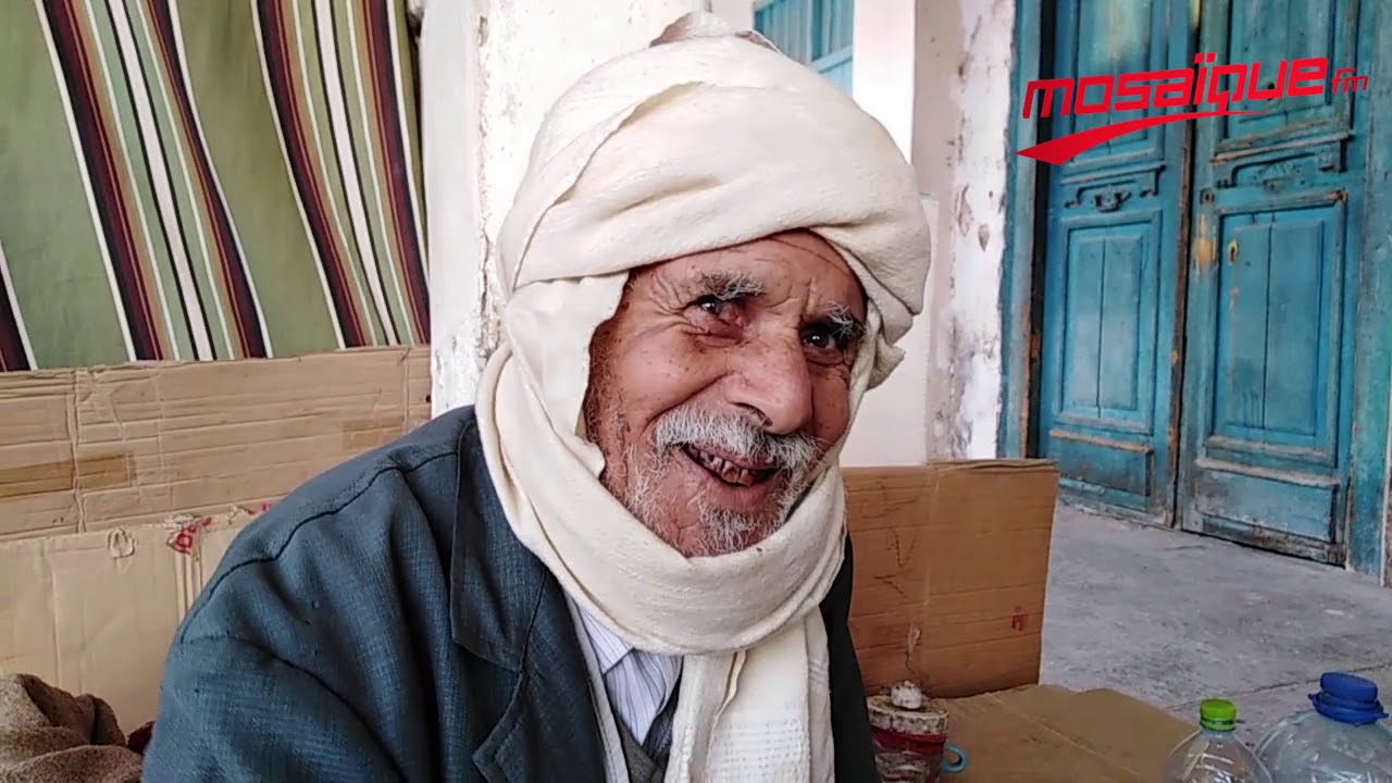 في الليالي السود يخضار كل عود.. يبرد النهار و يدفى الليل