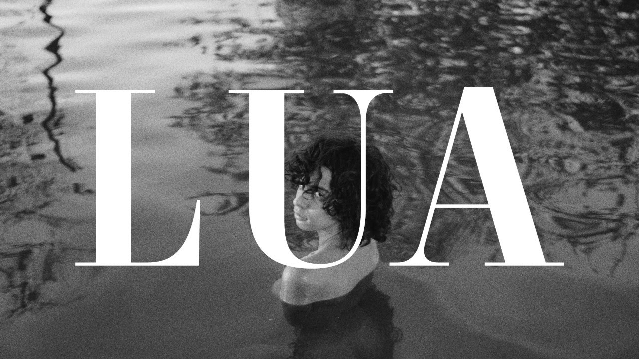 A Outra Banda da Lua - Lua (Clipe Oficial)