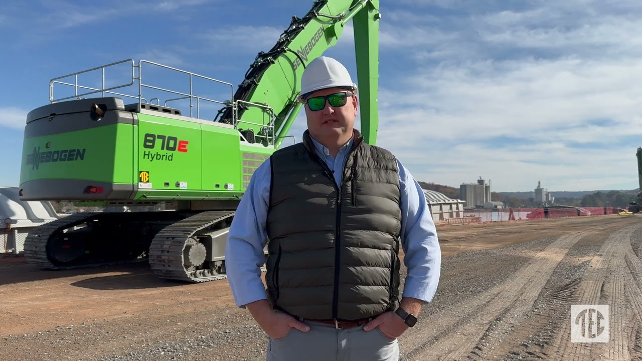 Guntersville Marine Improves Barge Loading & Unloading with SENNEBOGEN Material Handlers from TEC