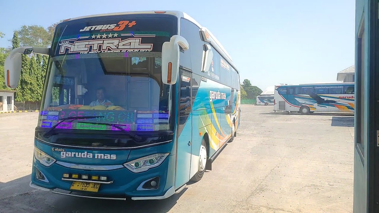 GARUDA MAS NETRAL ANGKATAN PAGI DARI BARAT KE JAWA - BUS GARUDA MAS | PO GARUDA MAS