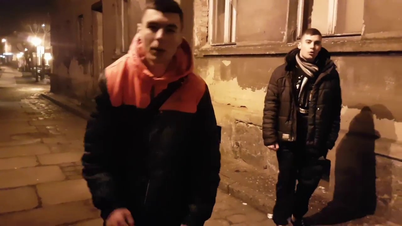 GUGI/TOMO NIE ZAPOMNĘ, TEGO CO KIEDYŚ//STREET VIDEO