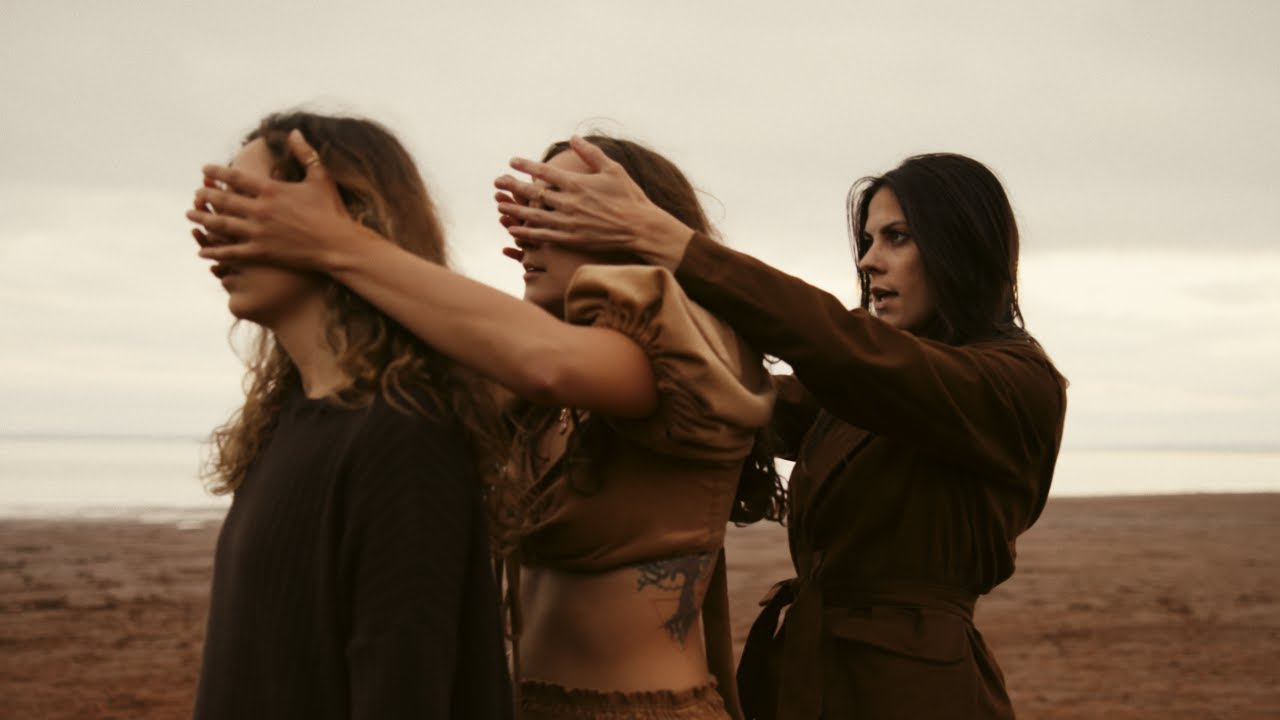 Elyse Aeryn - Under My Skin (Official Video)