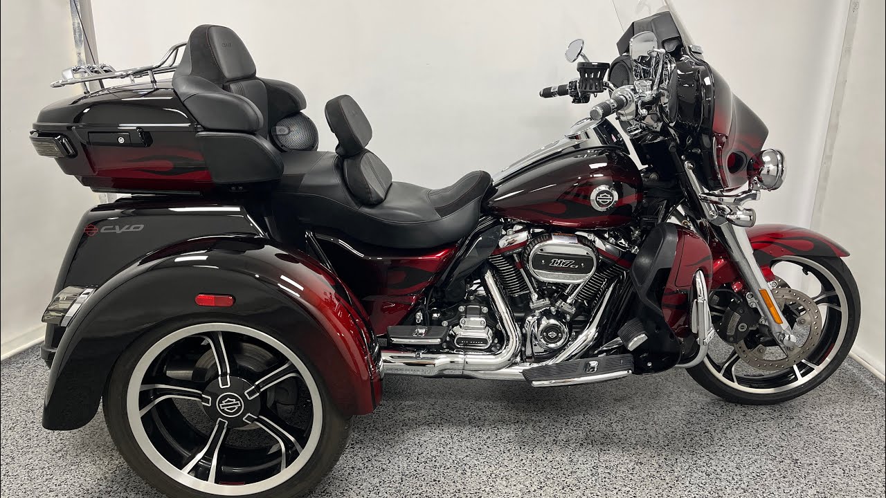 2022 Harley Davidson CVO Tri Glide at Joe's Bikes - Sold
