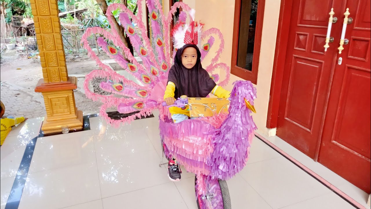 CARA MEMBUAT SEPEDA HIAS MENJADI BURUNG MERAK
