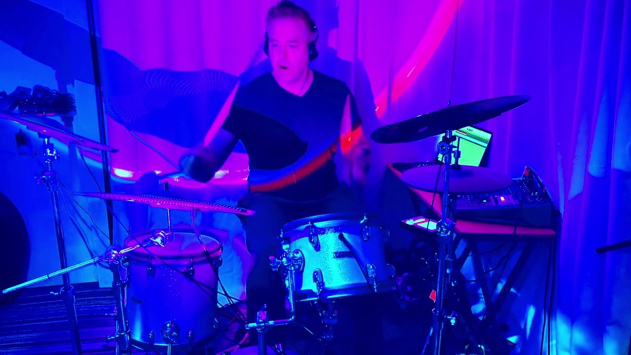 Crushing Metal Riffs on Drums ;)