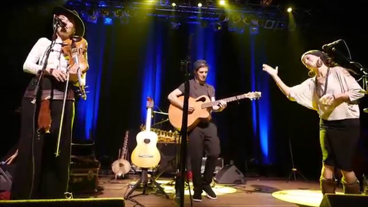 Rising Appalachia - Cripple Creek @ Variety Playhouse, Atlanta - Fri Dec/18/2015