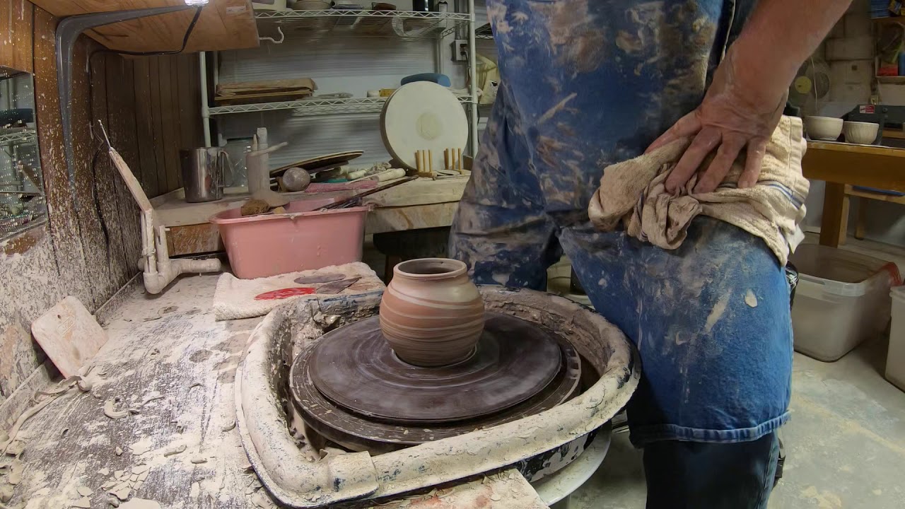 Marbling clay on Jar