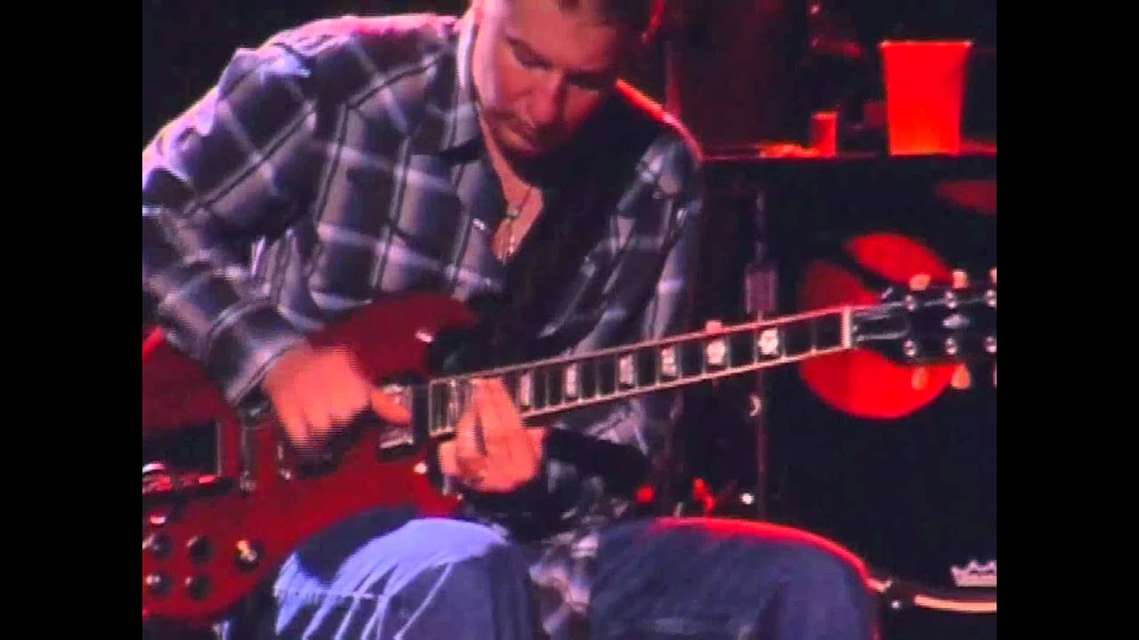 Clapton, Doyle Bramhall II & Derek Trucks - Running On Faith. Live