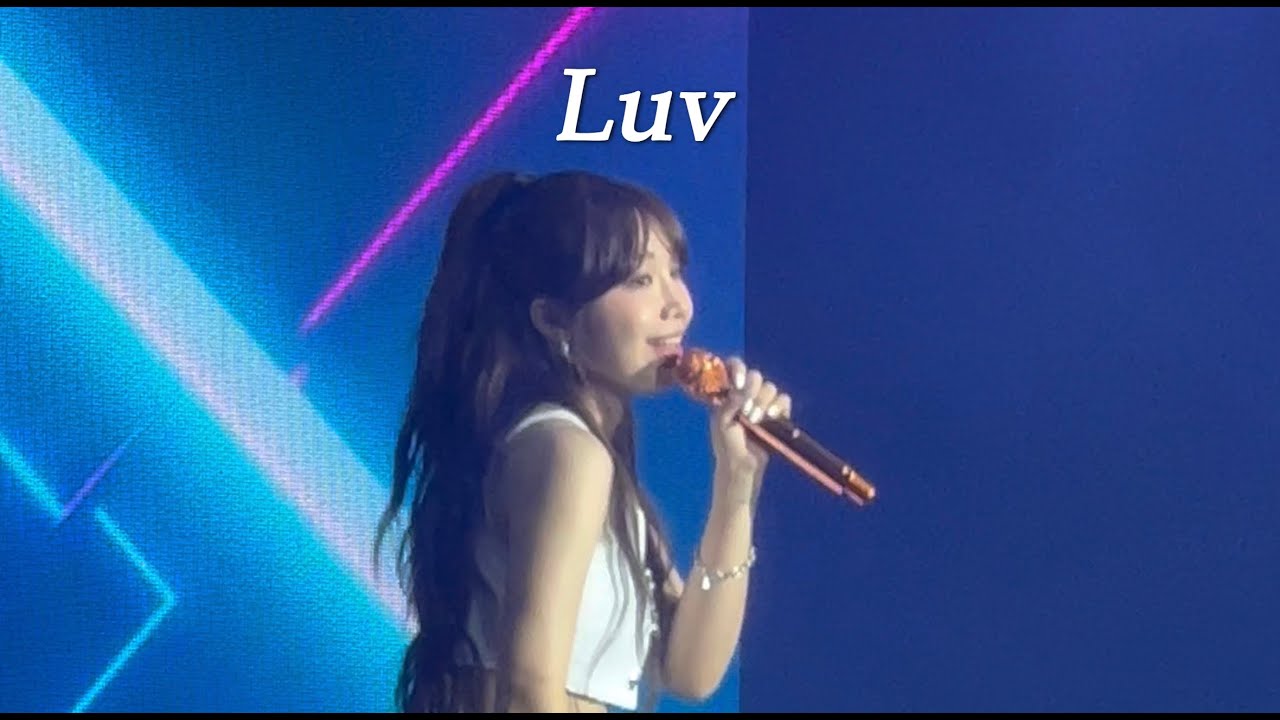 [230325] #apink Fanconcert 2023 [Pink drive] in HK🇭🇰 Day1 - Luv💗[정은지Focus]