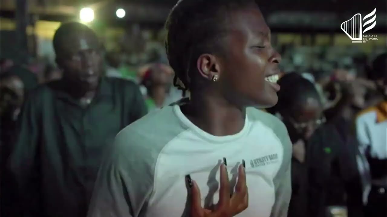 ASHER RUONA CHANTS FIRE AT PORT HARCOURT 12HRS CHARGE WITH PASTOR LAWRENCE OYOR