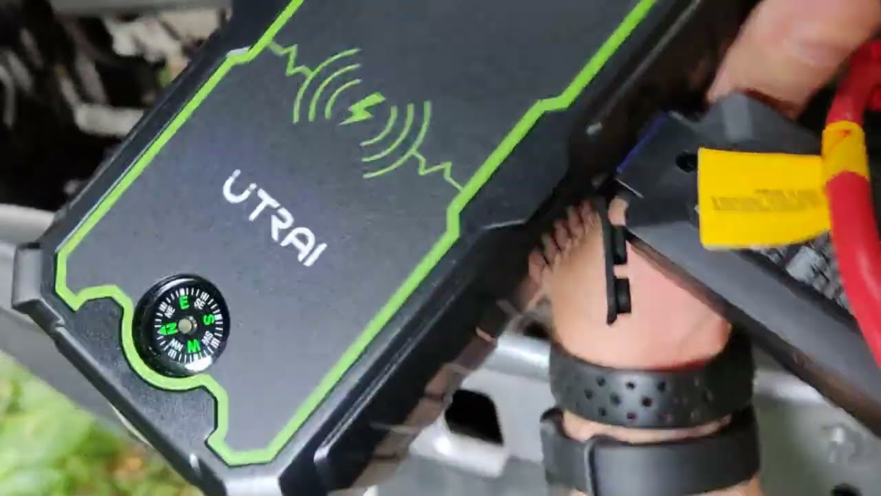 2500A Jump Starter UTRAI Car Booster Power Bank TEST