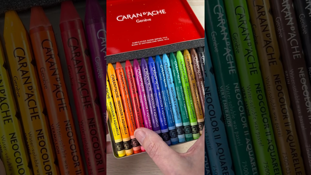 IRRESISTIBLE Watercolour Crayons! 🤍 