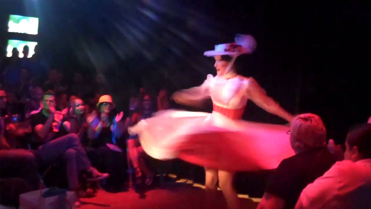 Dragqueen Mary Poppins