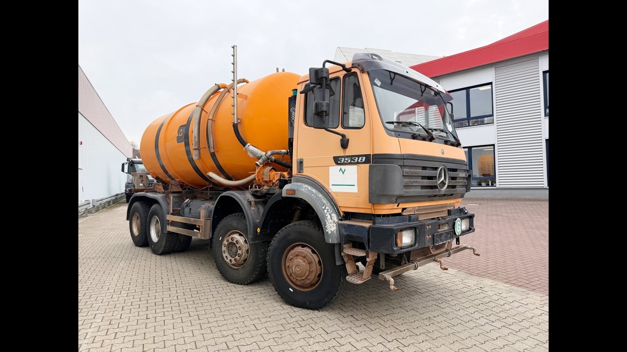 DAIMLER-BENZ SK 3538 AK 8x6/4, V8-Motor, Wassertank 15.000l, Motorabtrieb