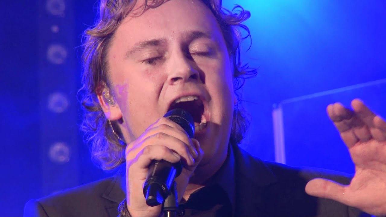 Wesly Bronkhorst Live 'Op Zondagmorgen' (Wesly zingt hier voor zijn dochtertje)