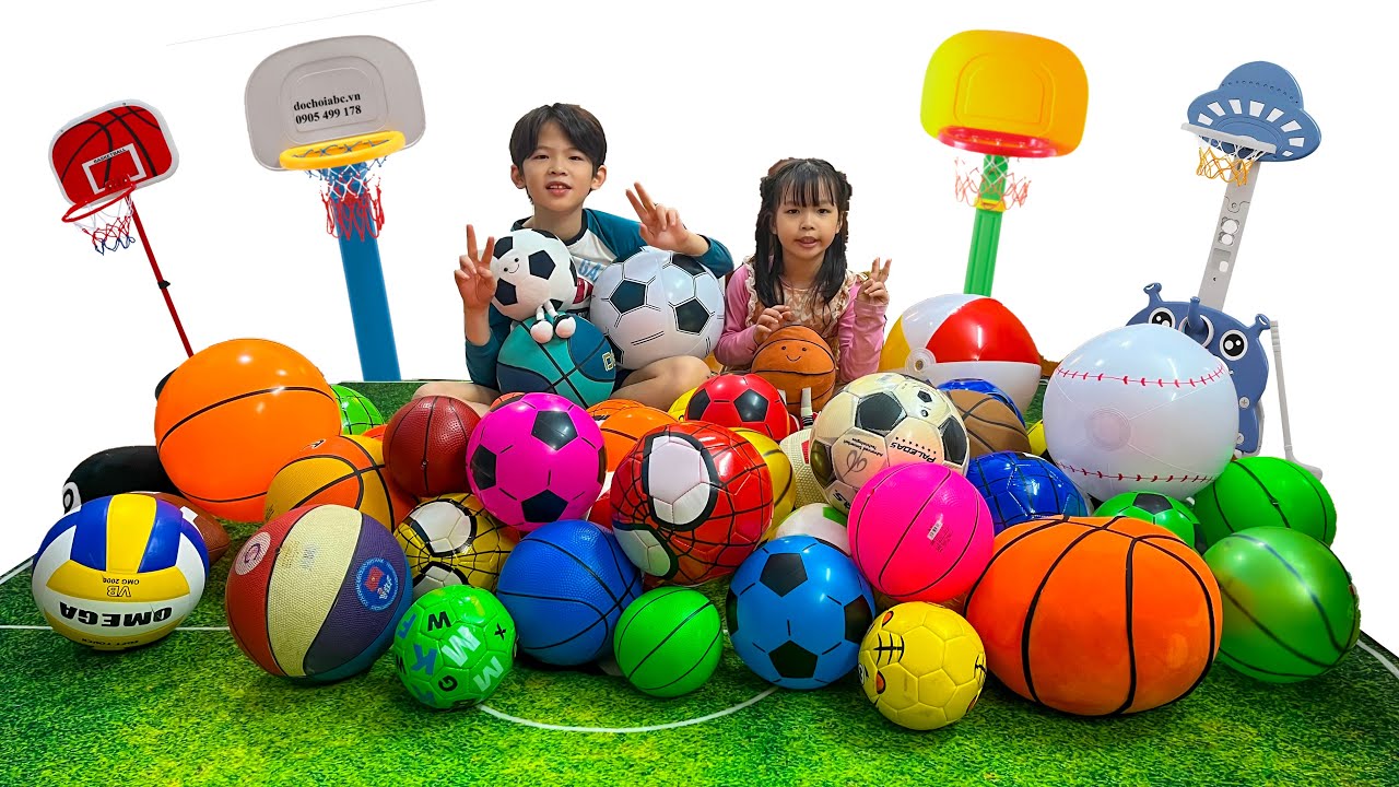 Ultimate Ball Play Compilation &ndash; Watch the Ball Slide in Action - Xavi and Anna Sport Balls