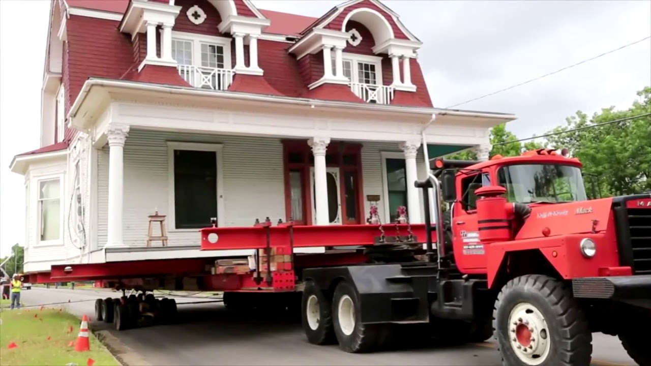 Hotel 120 Year old 320 Feet And 38000 Square   Biggest House Moving