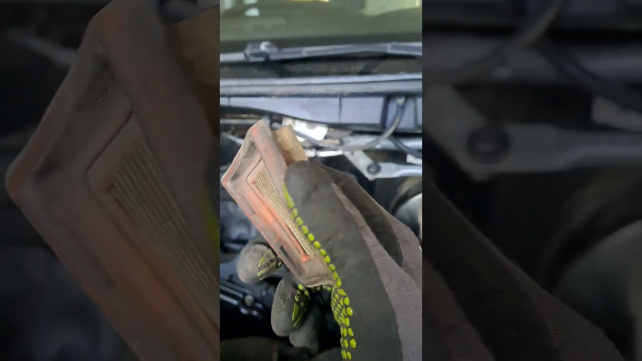 WSTĘPNY FILTR POWIETRZA ISTNIEJE #ford #car #automobile #mechanic #service #repair #mechanik #serwis