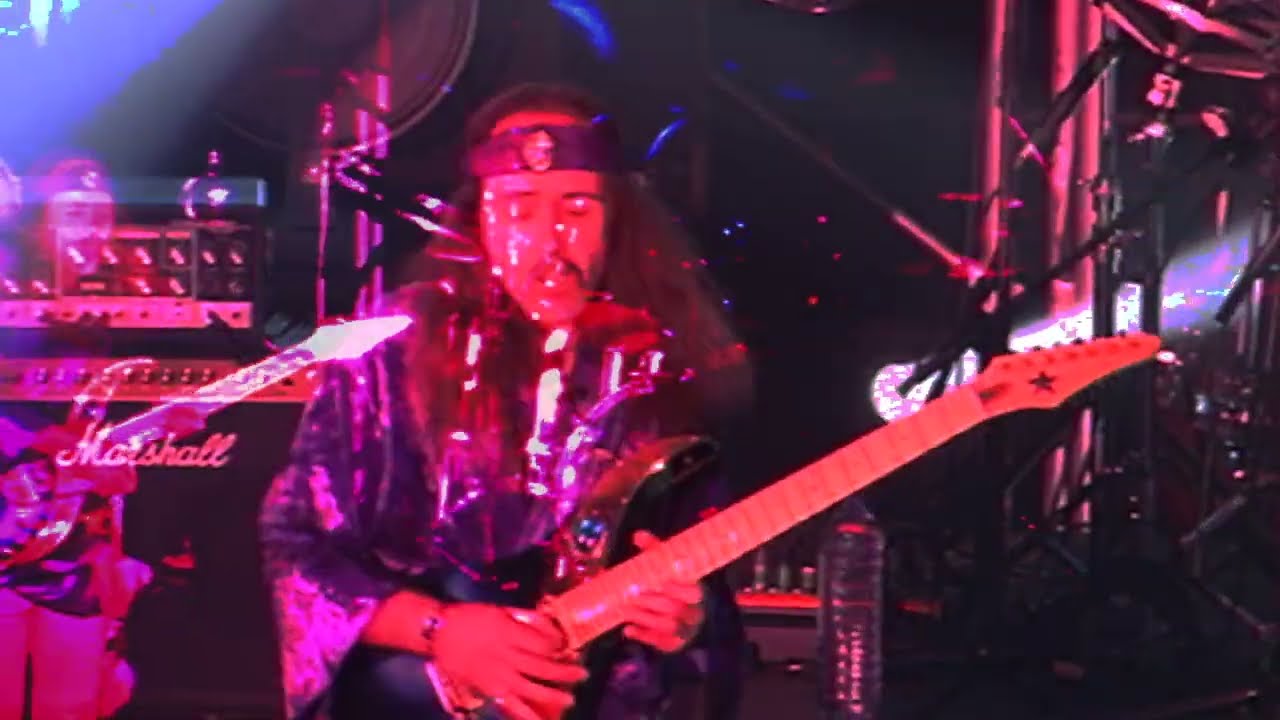 Uli Jon Roth in Paris G3 Overture (Psychedelic Hippi Version)