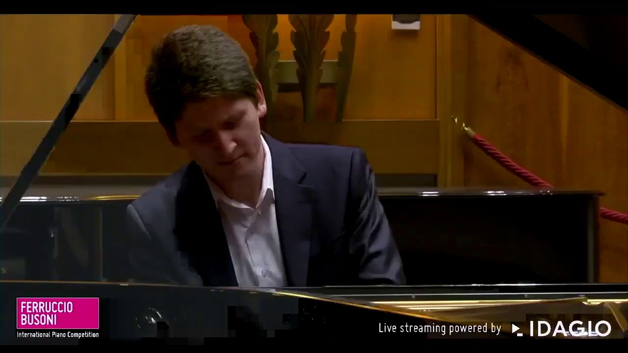 Johannes Brahms - Variations and Fugue on a Theme by Handel, op.24 (Emanuil Ivanov)