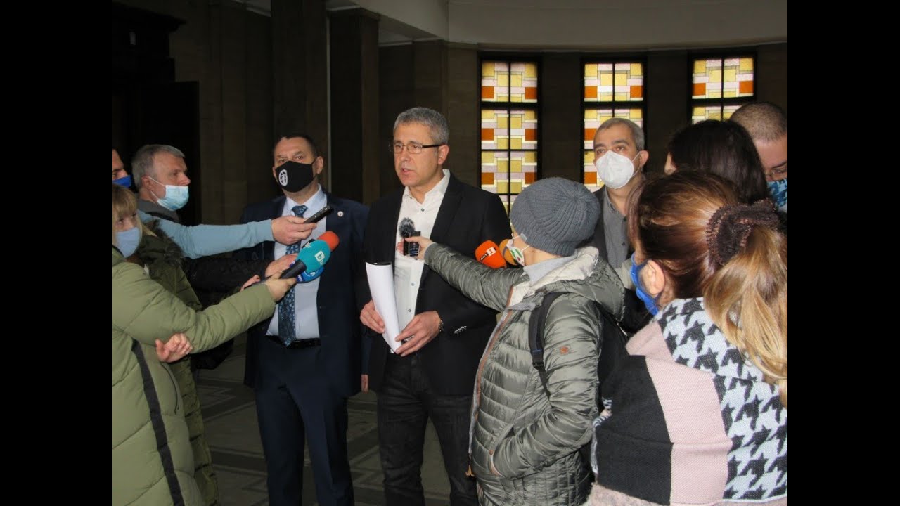 Арестуваха трима полицаи от Сливо поле заради подкупи на пътя