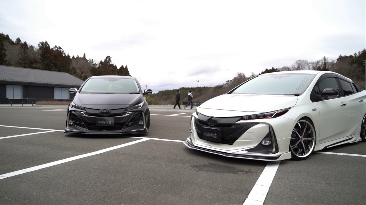 PRIUS//PHV